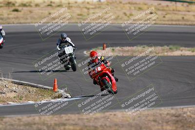 media/Apr-19-2025-AHRMA (Sat) [[3d98ca3309]]/Race/Group 8/Turn 4/